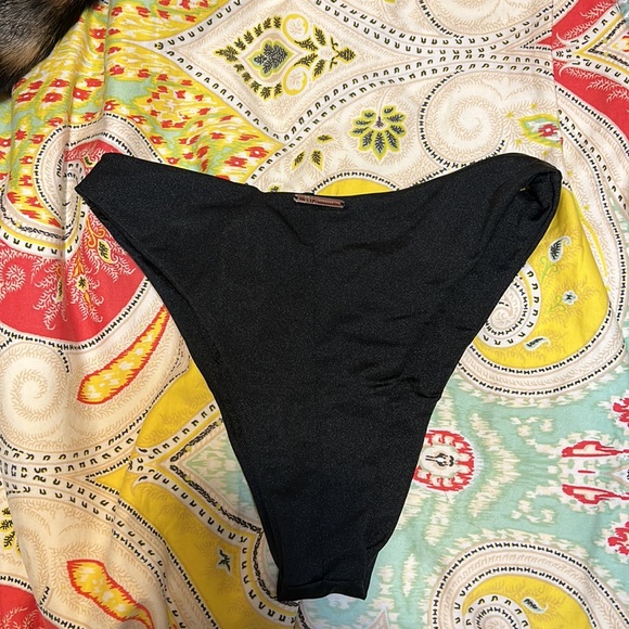 Buffbunny bikini bottom - Picture 2 of 5